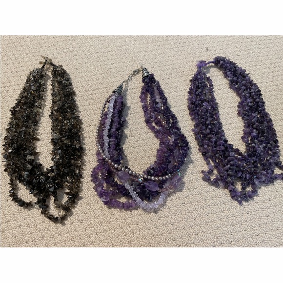 Semi-precious stone necklace in amethyst - Picture 3 of 3